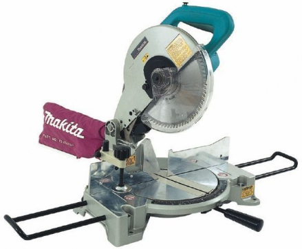 Торцовочная пила Makita LS1040 в прокат в Хабаровске. У нас лучшая цена за сутки! Возможность взять в аренду с выгодной скидкой до 40% при экспресс доставке 24/7. И помните, ночью стоимость еще дешевле на 30%! #арендапрокат #виброплита #выгодно
